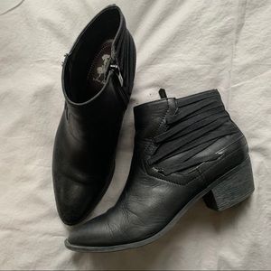 Circus by Sam Edelman Black Leather Bootie